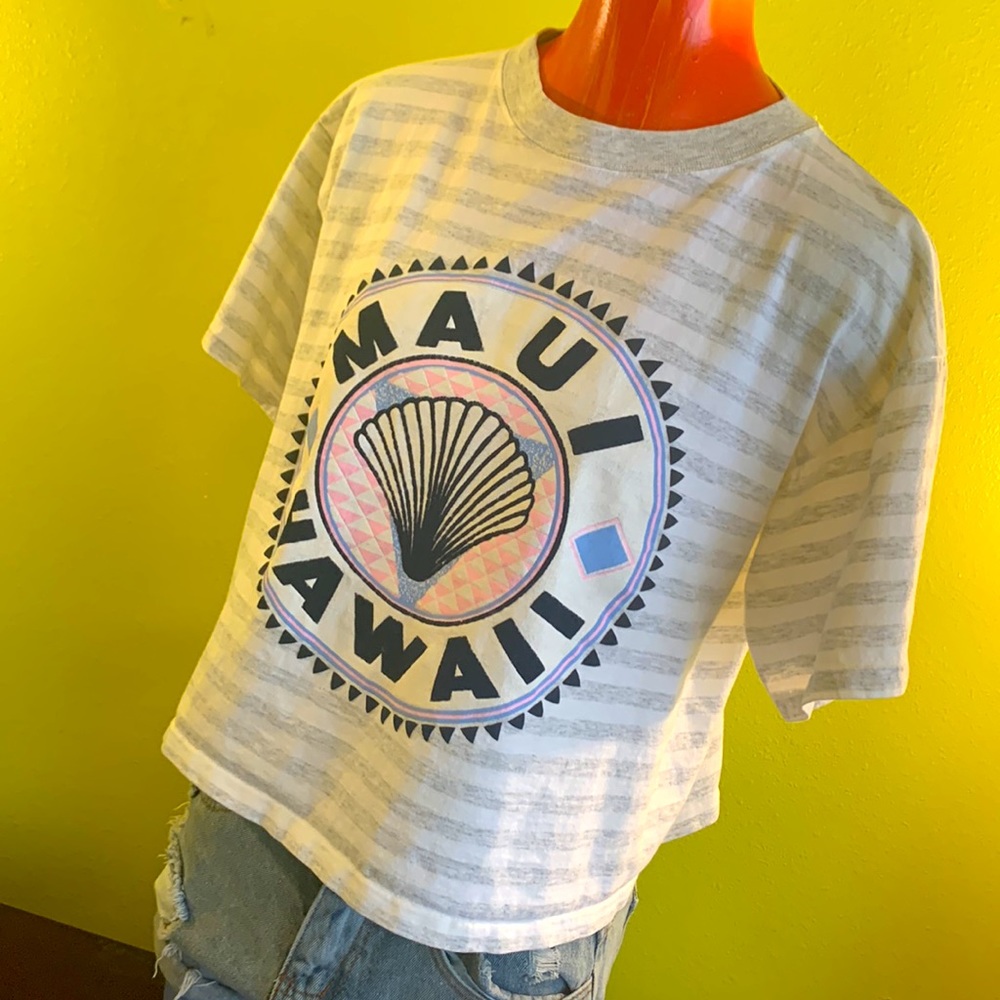 Vintage Maui Hawaii Kawaii Crop Top - Picture 3 of 10